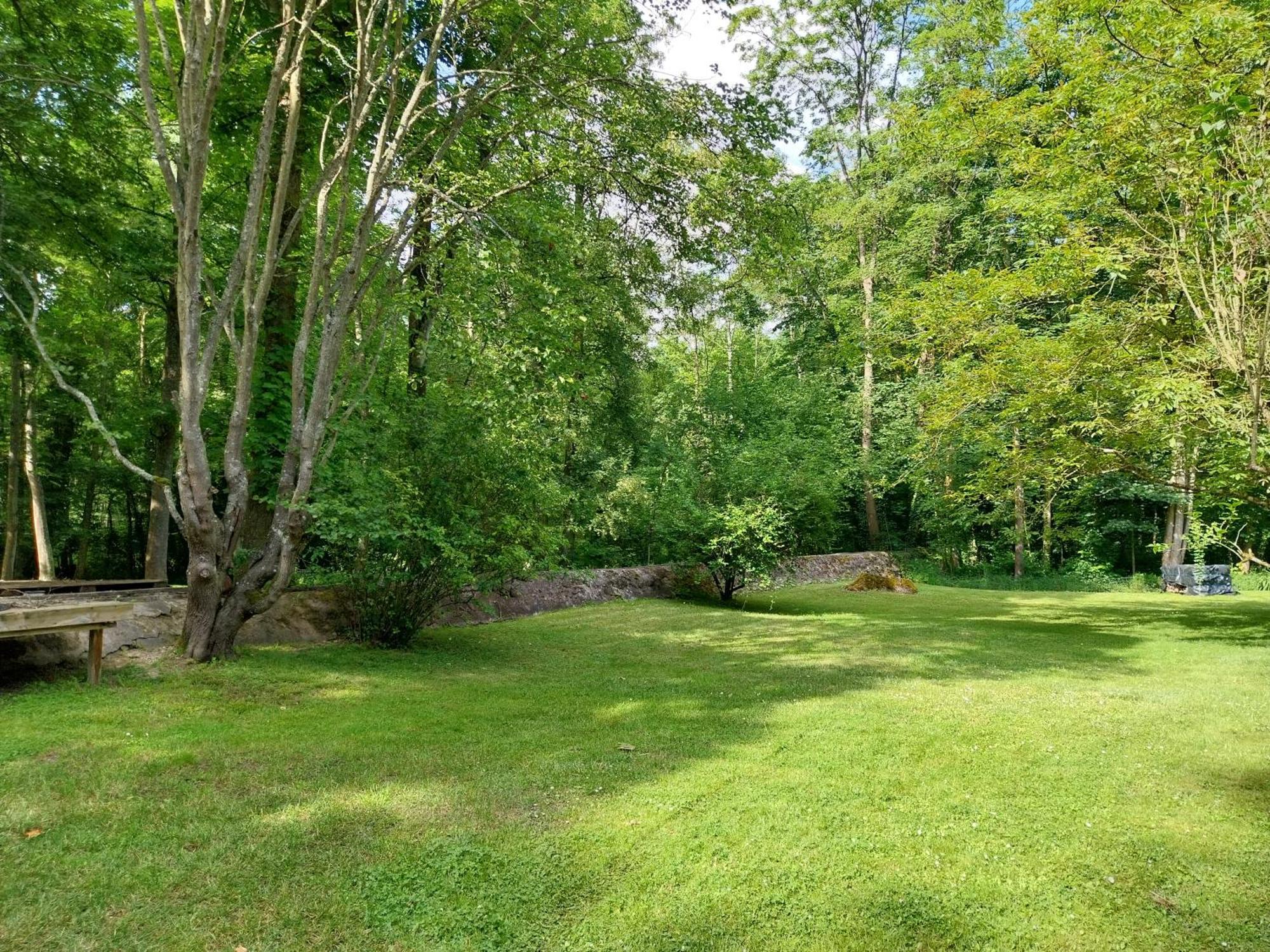 Gite Du Moulin Du Ponceau Apartment Rubelles Exterior photo